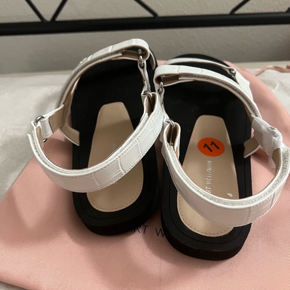 NEW Stuart Weitzman white and black leather croc sandals - Picture 6 of 12
